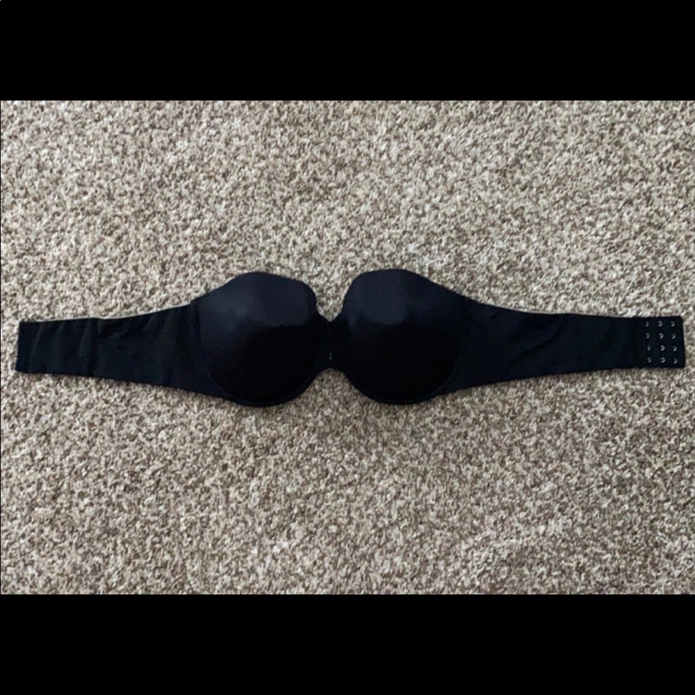Victoria Secret strapless bra